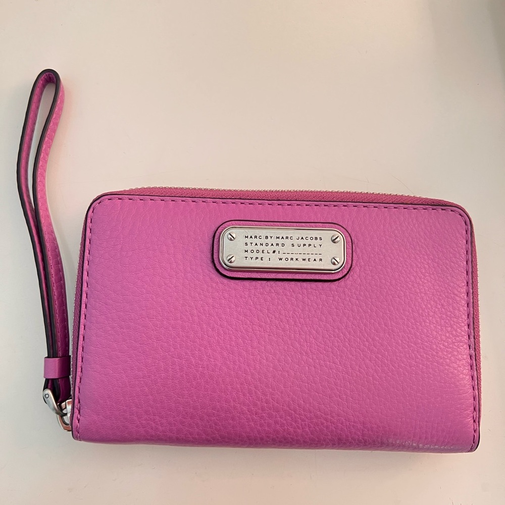Marc by Marc Jacobs wristlet wallet clutch. Violet purple. Barely used